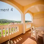 Skapul Appartement Lopar